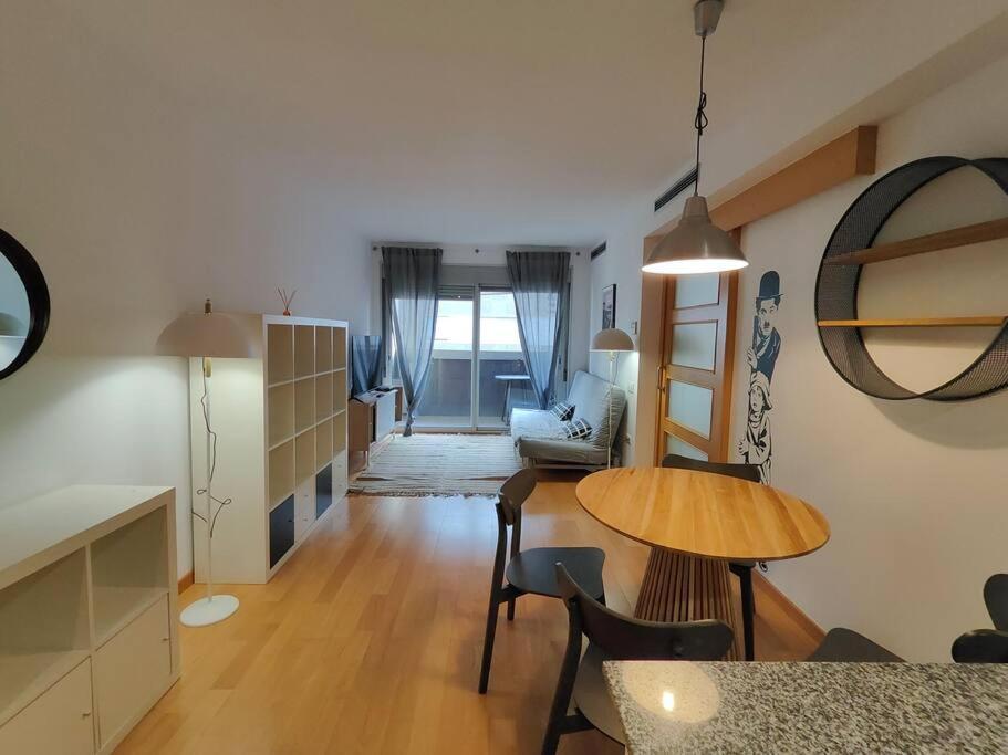 Cozy Apartment Forum Beach Sant Adria de Besos Exterior foto